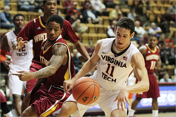 2013.12.03. Winthrop at VT
