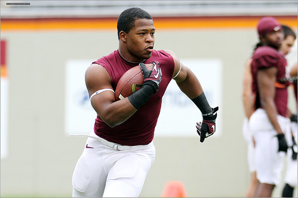 2014.04.19. VT Football Scrimmage.