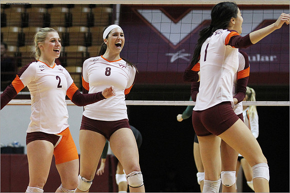 2013.11.08. Miami FL at VT. Volleyball.