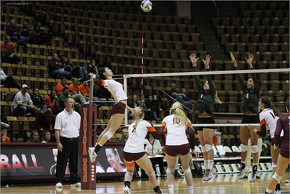 2013.11.08. Miami FL at VT. Volleyball.