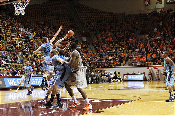 2012.11.12. Men Basketball. Rhode Island at Virginia Tech