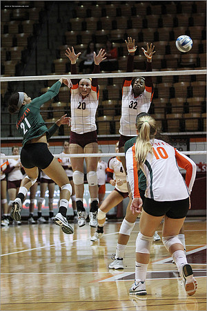 2013.11.08. Miami FL at VT. Volleyball.