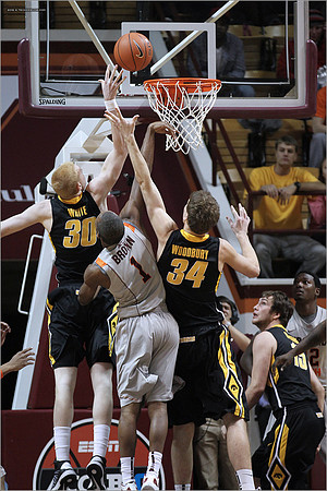 2012.11.27. Iowa (Hawkeyes) at Virginia Tech (Hokies).