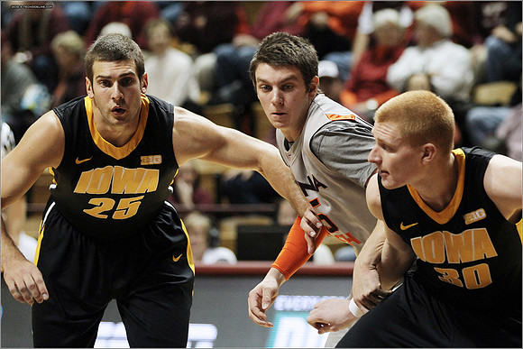 2012.11.27. Iowa (Hawkeyes) at Virginia Tech (Hokies).