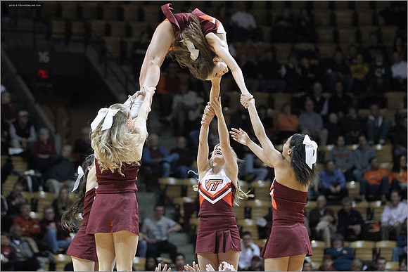 2012.11.27. Iowa (Hawkeyes) at Virginia Tech (Hokies).