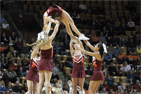 2012.11.27. Iowa (Hawkeyes) at Virginia Tech (Hokies).