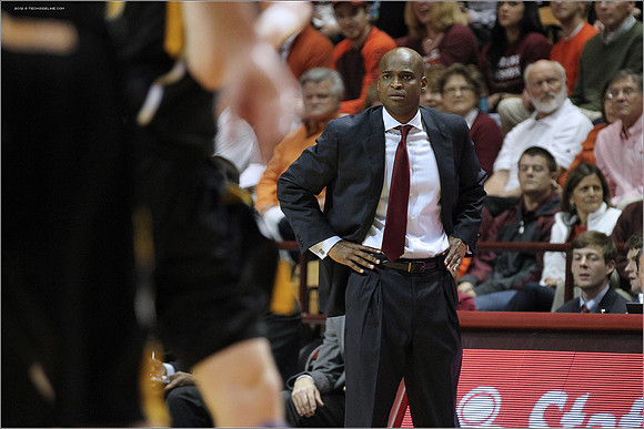 2012.11.27. Iowa (Hawkeyes) at Virginia Tech (Hokies).