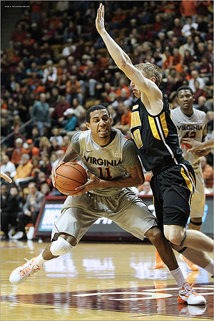 2012.11.27. Iowa (Hawkeyes) at Virginia Tech (Hokies).