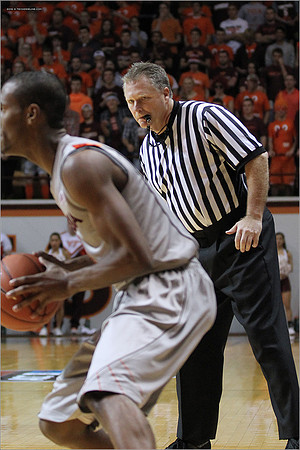 2012.11.27. Iowa (Hawkeyes) at Virginia Tech (Hokies).