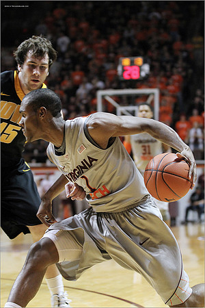 2012.11.27. Iowa (Hawkeyes) at Virginia Tech (Hokies).