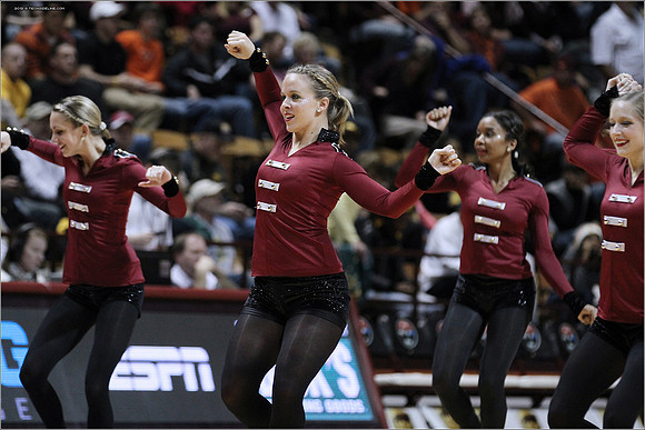 2012.11.27. Iowa (Hawkeyes) at Virginia Tech (Hokies).