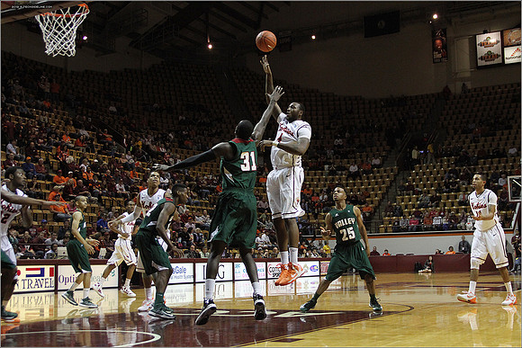 2012.12.10 Mississippi Valley State (Delta Devils) at Virginia Tech (Hokies)