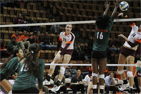 2013.11.08. Miami FL at VT. Volleyball.