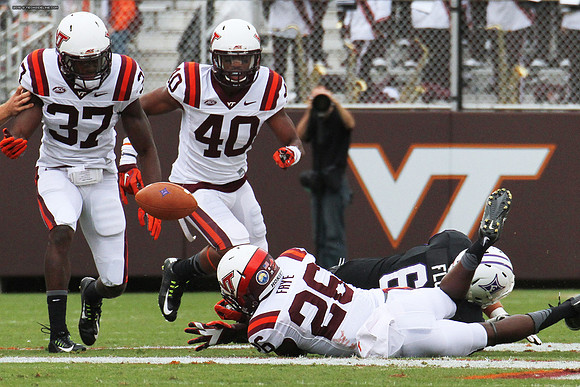 2015.09.12. Furman at VT.