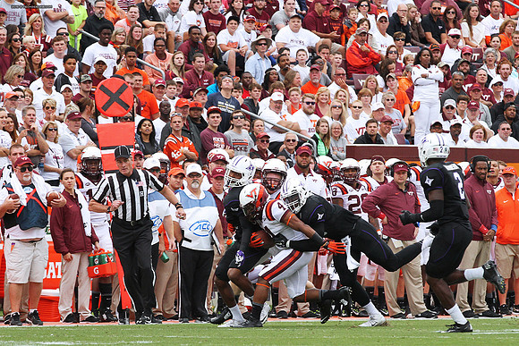 2015.09.12. Furman at VT.