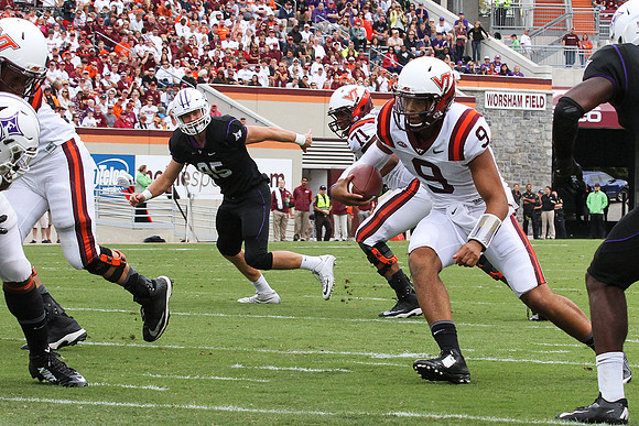 2015.09.12. Furman at VT.