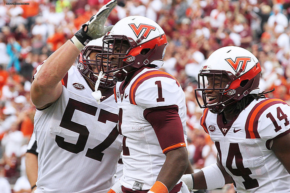 2015.09.12. Furman at VT.