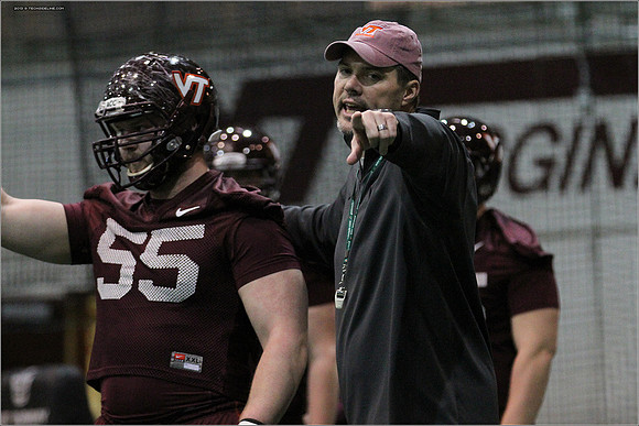 FB. 2013 Spring Practice.