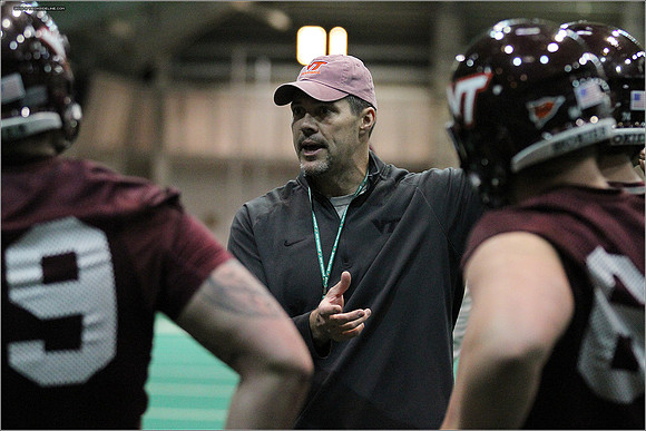 FB. 2013 Spring Practice.