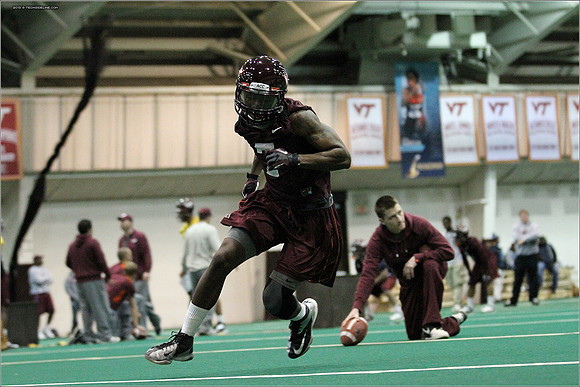 FB. 2013 Spring Practice.