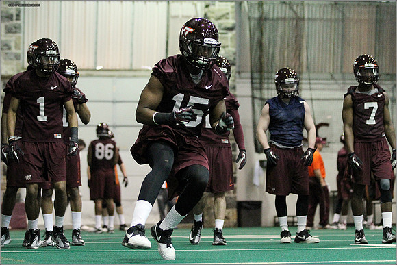 FB. 2013 Spring Practice.