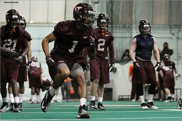 FB. 2013 Spring Practice.