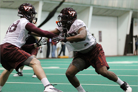FB. 2013 Spring Practice.