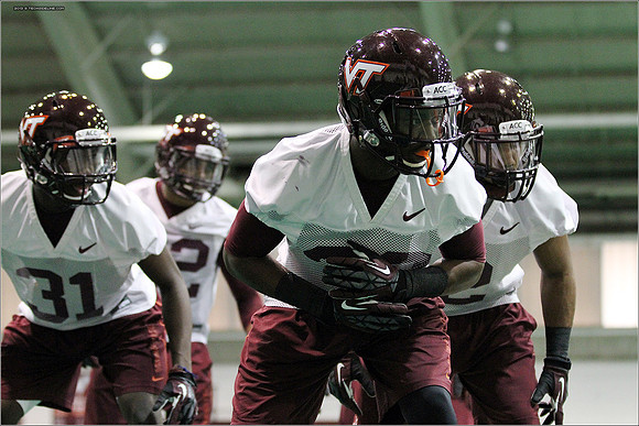 FB. 2013 Spring Practice.