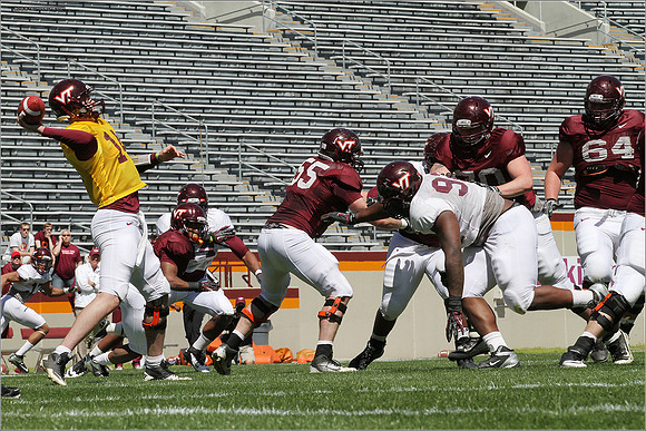 FB. 2013. Spring, football scrimmage at Virginia Tech.