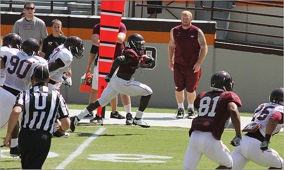 2011.08.20. Virginia Tech Football. Scrimmage.