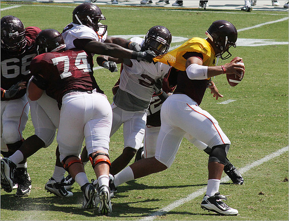 2011.08.20. Virginia Tech Football. Scrimmage.