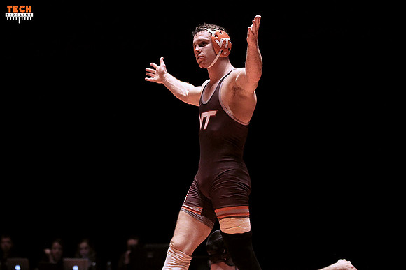 2016.01.16. Wrestling. UNC at VT