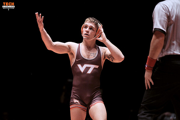 2016.01.16. Wrestling. UNC at VT