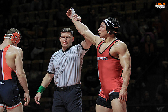 2017.02.11. Wrestling. NCSU at VT