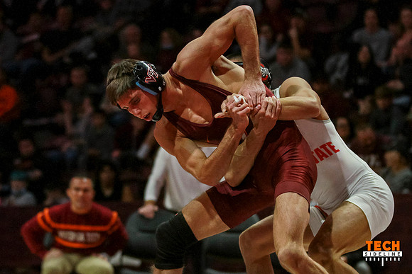 2021.11.19. WRE. Ohio State (Buckeyes, OSU) at Va Tech (Hokies).