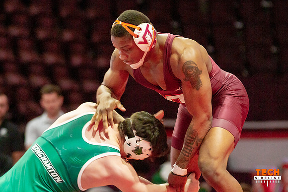 2022.01.09. WRE. Binghamton (Bearcats) at Va Tech (Hokies).