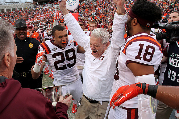 2015.11.28. VT at UVA.