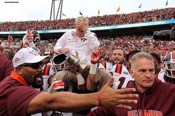 2015.11.28. VT at UVA.