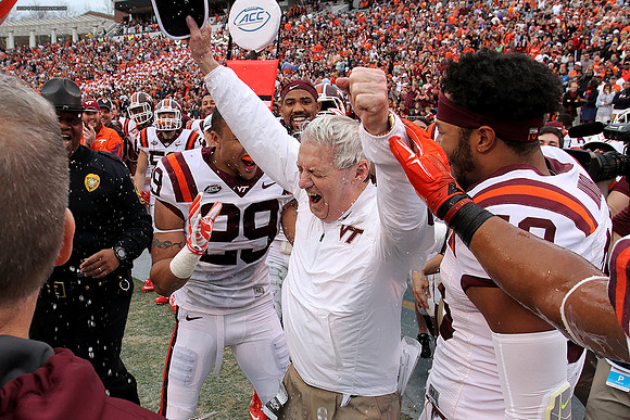 2015.11.28. VT at UVA.