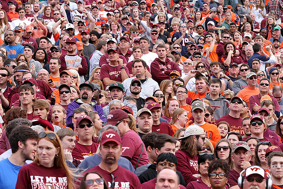 2015.11.28. VT at UVA.