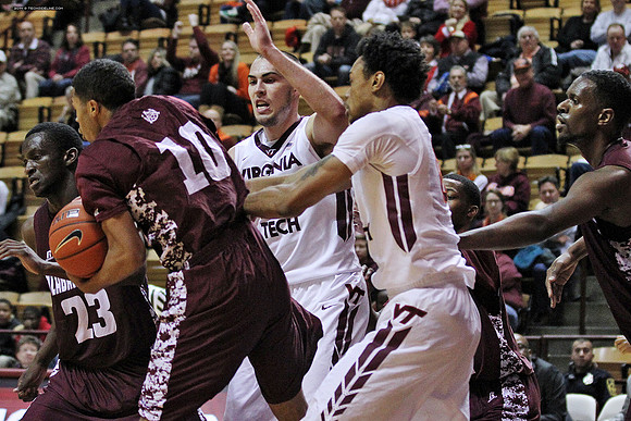 2014.12.14. Alabama A&M at VT