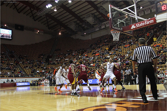 2013.12.03. Winthrop at VT