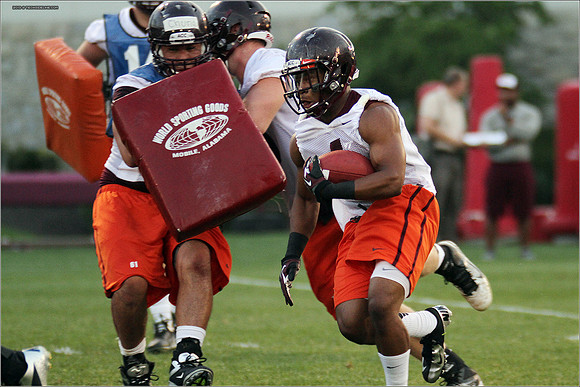 FB. Virginia Tech. Scrimmage