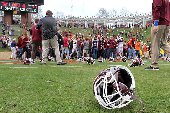 2015.11.28. VT at UVA.