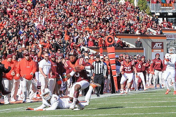 2016.11.26. UVA at VT.
