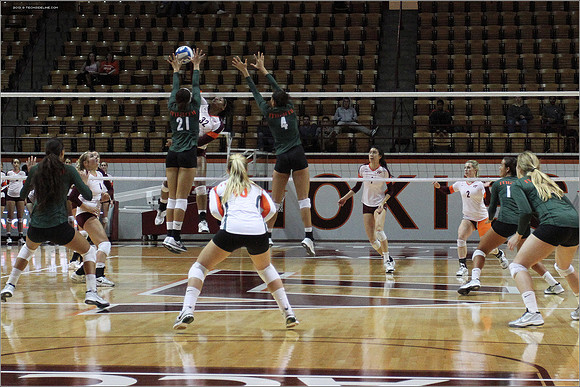 2013.11.08. Miami FL at VT. Volleyball.