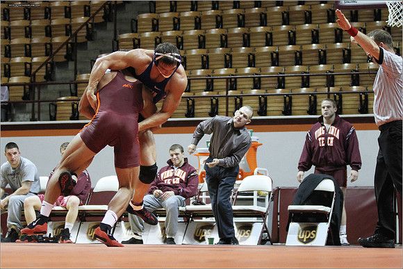 2013.11.17. Wrestling. American at VT