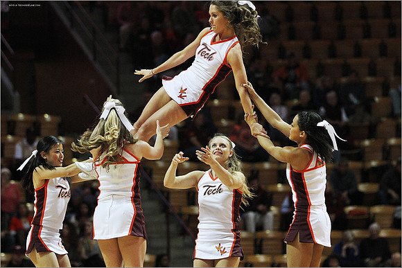 2013.12.03. Winthrop at VT