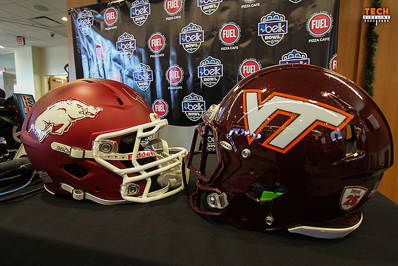 2016.12.28. VT vs Arkansas, Belk Bowl.