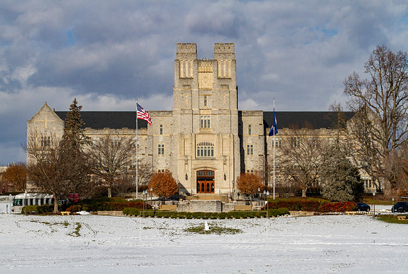 2020.01.08. Burruss Hall in snow. Virginia Tech Campus.